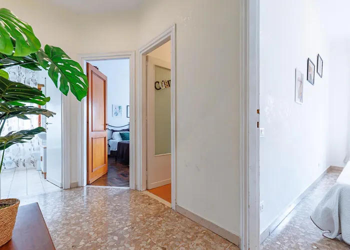 דירה The Italian House In A Pochi Passi Dalla Metro A