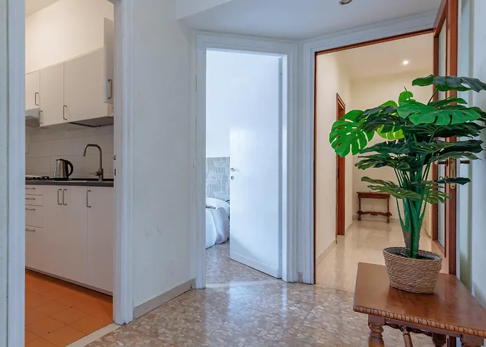 דירה The Italian House In A Pochi Passi Dalla Metro A *