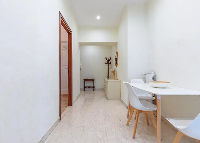 דירה The Italian House In A Pochi Passi Dalla Metro A *